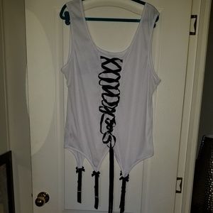 Hips & Curves Lace up tank